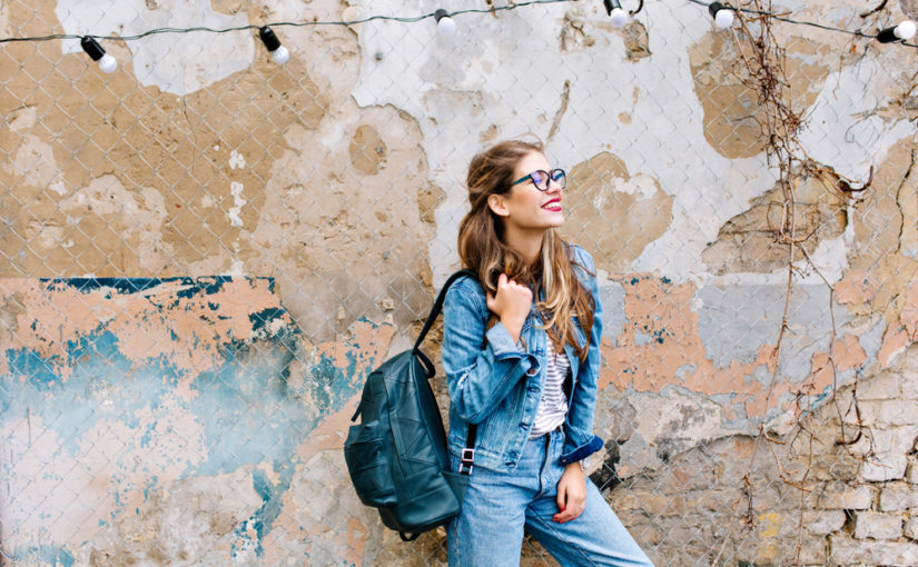 Maquillaje con gafas